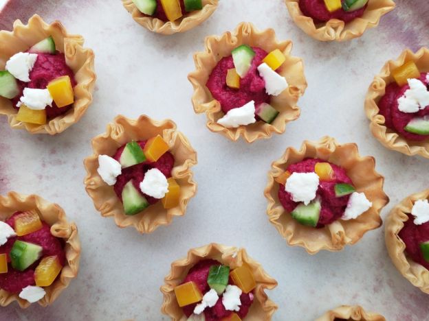 Beet Hummus Cups