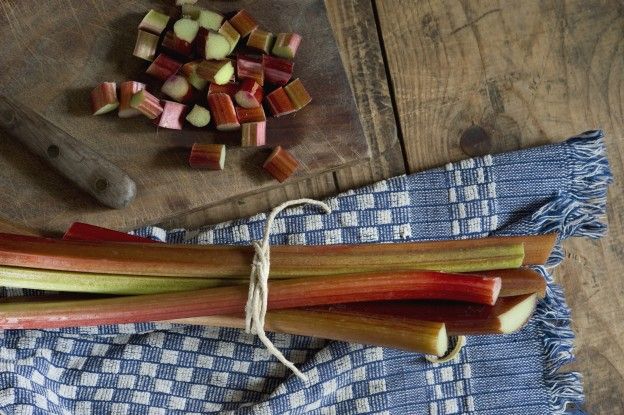 Upside-down rhubarb almond cakes