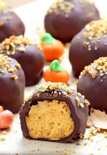 Pumpkin pie truffles