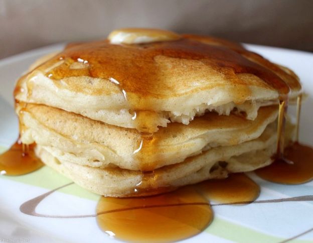 Vanilla cinnamon buttermilk pancakes