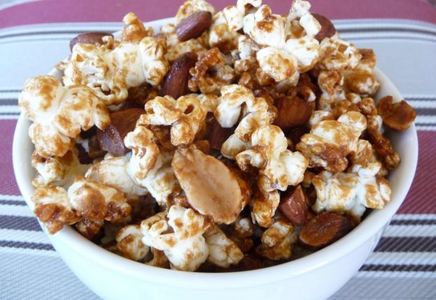 HEALTHIER CRACKER JACK SNACK