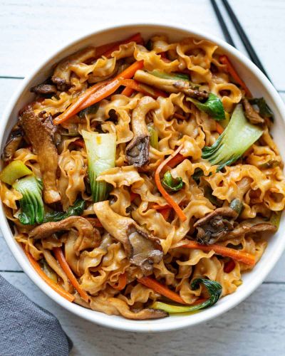 Oyster Mushroom Noodle Stir-Fry