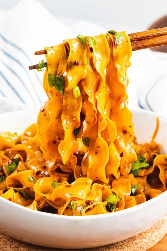 Spicy Szechuan Noodles with Garlic Chili Oil