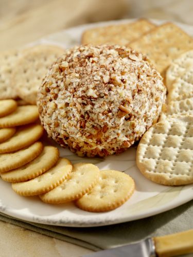 Picnic Cheese Ball