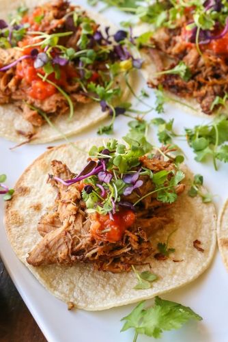 Crock Pot Barbacoa Beef Tacos