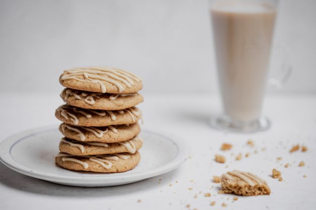 Chai-Spiced Shortbread Cookies