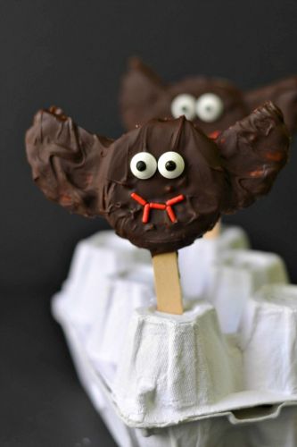 Flying Bat Cookie Pops