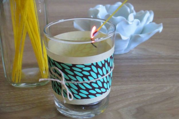 Use Dry Spaghetti Sticks To Light Candles