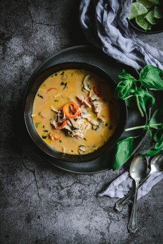 Thai Coconut Soup with Chicken and Lemongrass