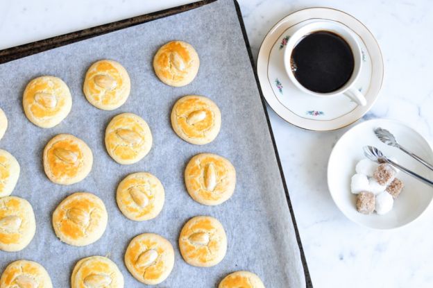 Chinese Almond Cookie