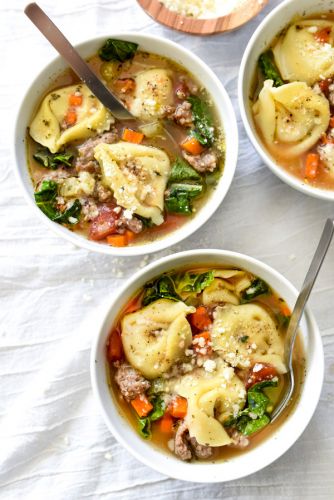 Slow Cooker Tortellini Soup with Sausage and Kale