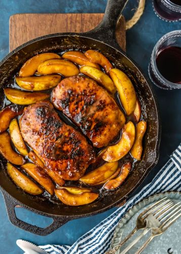 One Pan Skillet Pork Chops with Apples