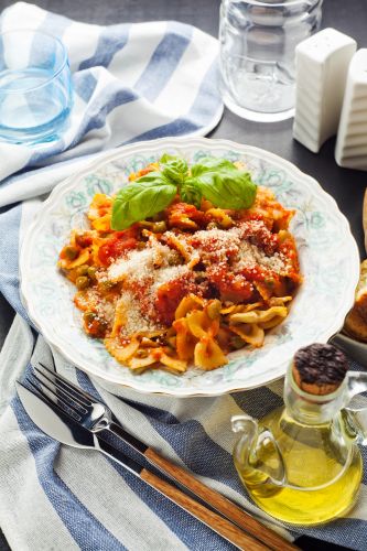 Creamy bolognese sauce