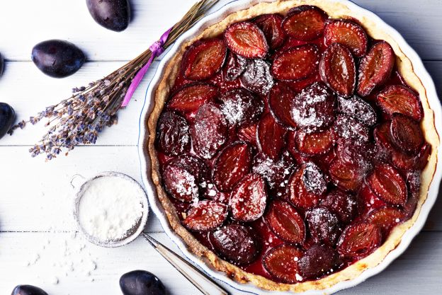 Clafoutis (Traditional French Cherry Cake)