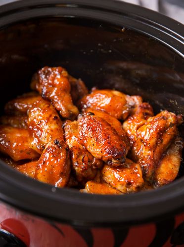 Slow Cooker Honey Buffalo Wings