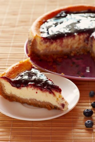 Jelly-topped cheesecake