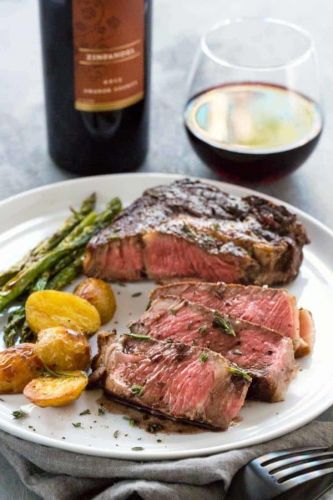 Ribeye Steaks with Red Wine Sauce