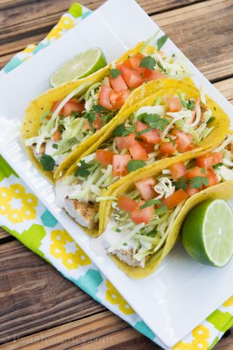 Super Easy Grilled Fish Tacos With White Sauce