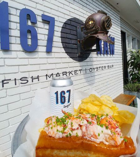 Best Deep South Lobster Roll: 167 Raw (Charleston, South Carolina)