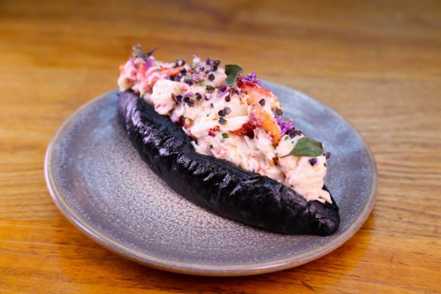 Best Innovative Lobster Roll: Hinoki And The Bird (Los Angeles, California)