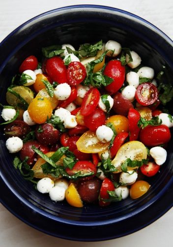 Tomato Basil Mozzarella Salad