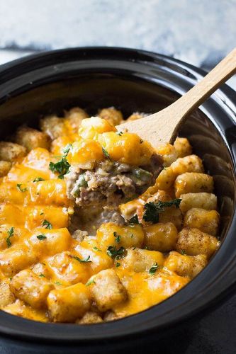 Bacon Cheeseburger Crock Pot Tater Tot Casserole