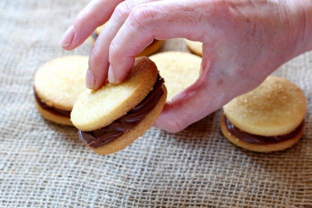 Nutella shortbread cookies