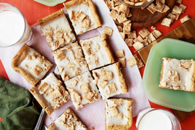 Cinnamon Toast Crunch Squares