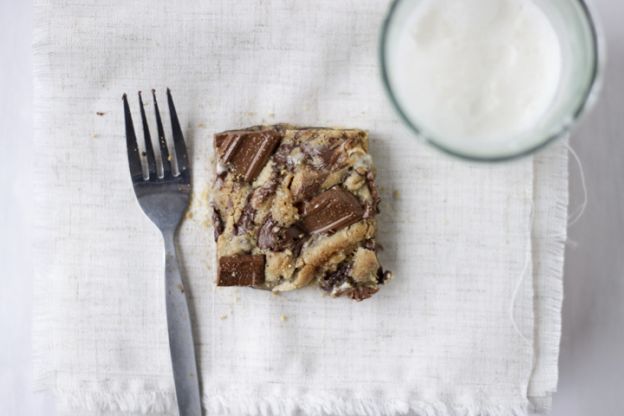 Graham Cracker S'mores Cookies