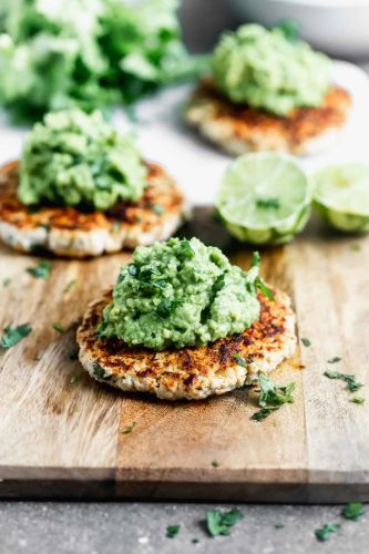 5-Ingredient Blackened Cilantro Lime Chicken Burgers