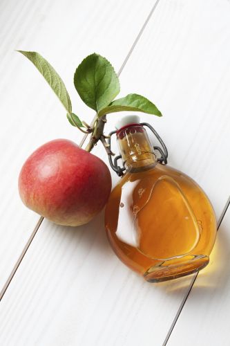 A spoonful of apple cider vinegar makes the toxins go down