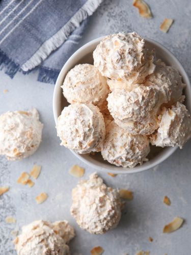 Coconut Meringue Macaroons