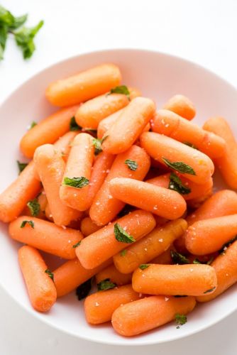 Baby Carrots With Mint