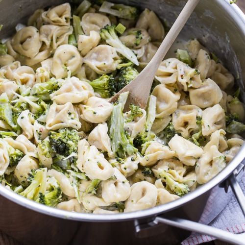 Broccoli Alfredo Tortellini