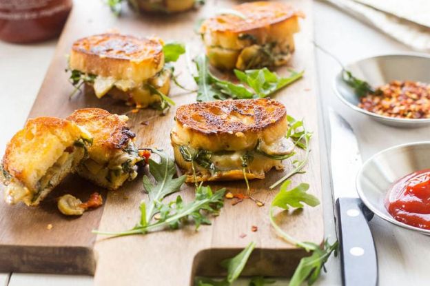 Mini Grilled Cheese Sandwich Appetizers