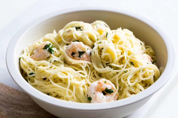 Angel Hair Pasta with Shrimp and Lemon Cream Sauce