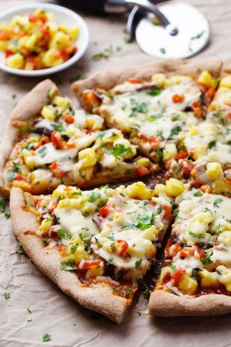 Sweet Chili Garlic Chicken Pizza