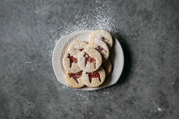 Rhubarb Linzer Cookies