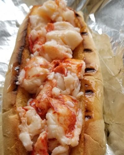 Best Seafood Shack Lobster Roll: Lobster Landing (Clinton, Connecticut)