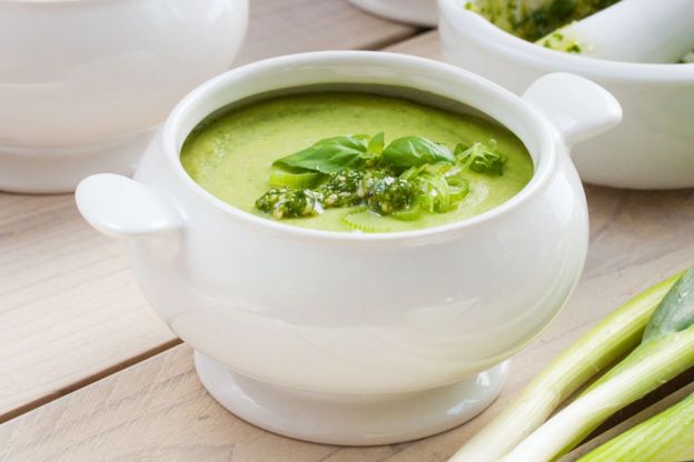 Quick and Easy Pea Soup with Basil Pesto