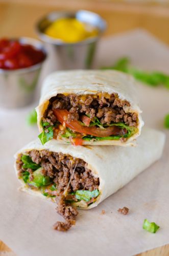 Bacon cheeseburger wraps