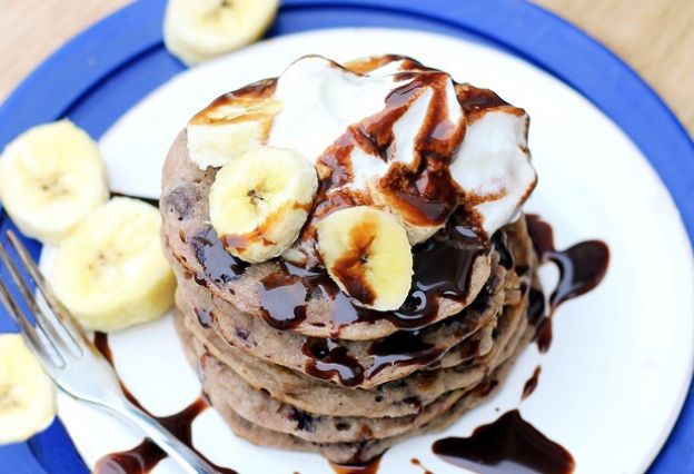 Banana split pancakes