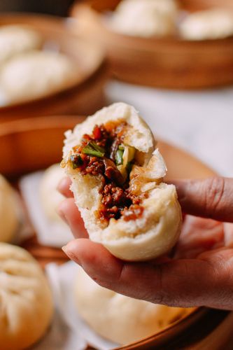 Bao zi, steamed pork buns (China)