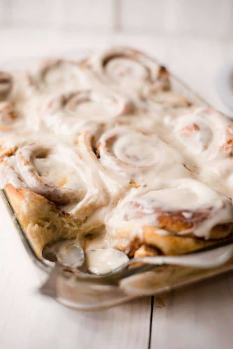 Healthy Cinnamon Rolls with Maple Greek Yogurt Glaze