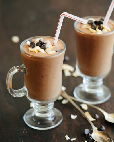 Coconut Chocolate Shakes