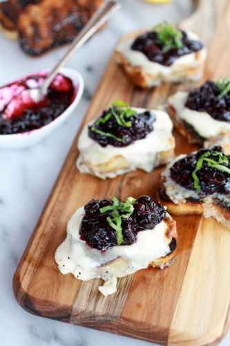 Blueberry basil balsamic mozzarella crisps