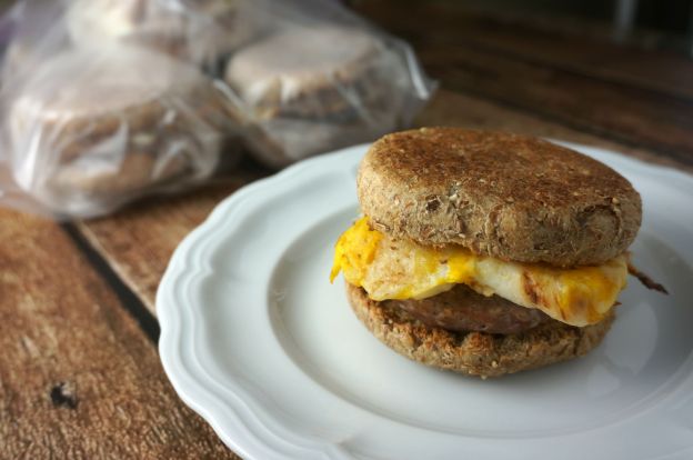 Healthy breakfast sandwiches