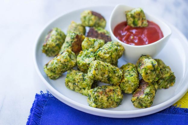 Baked broccoli tots