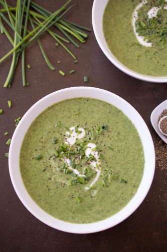 Creamy broccoli spinach soup with Greek yogurt