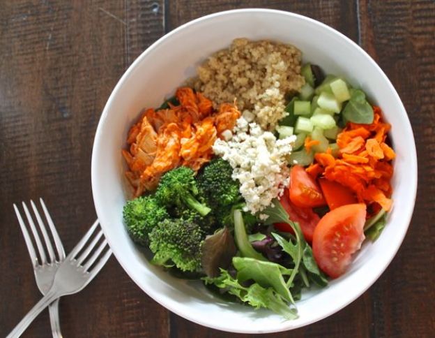 Buffalo Chicken Quinoa Salad